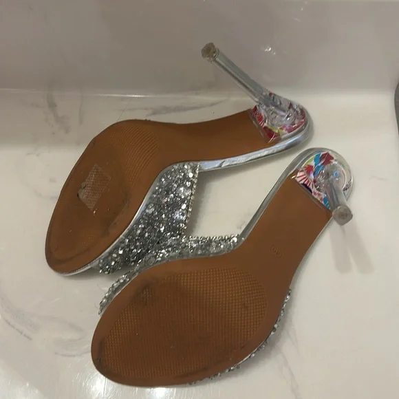 Embellished heels - Picture 4 of 4